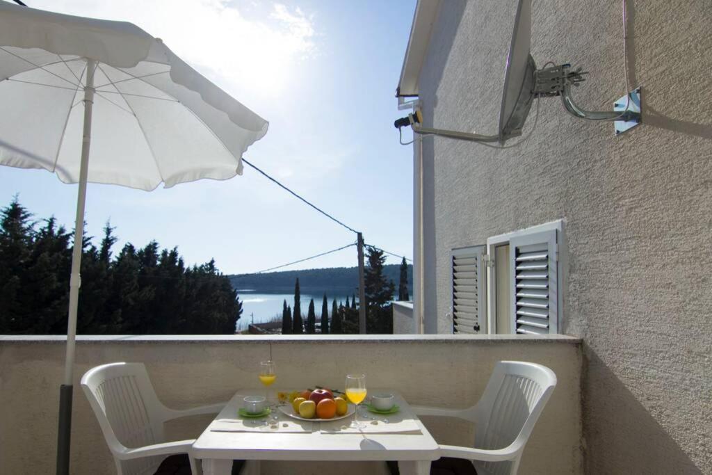 Sea View Room With Kitchen, Balcony&Air Condition Barbat na Rabu Exterior foto